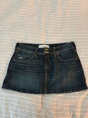 Hollister Mini skirt